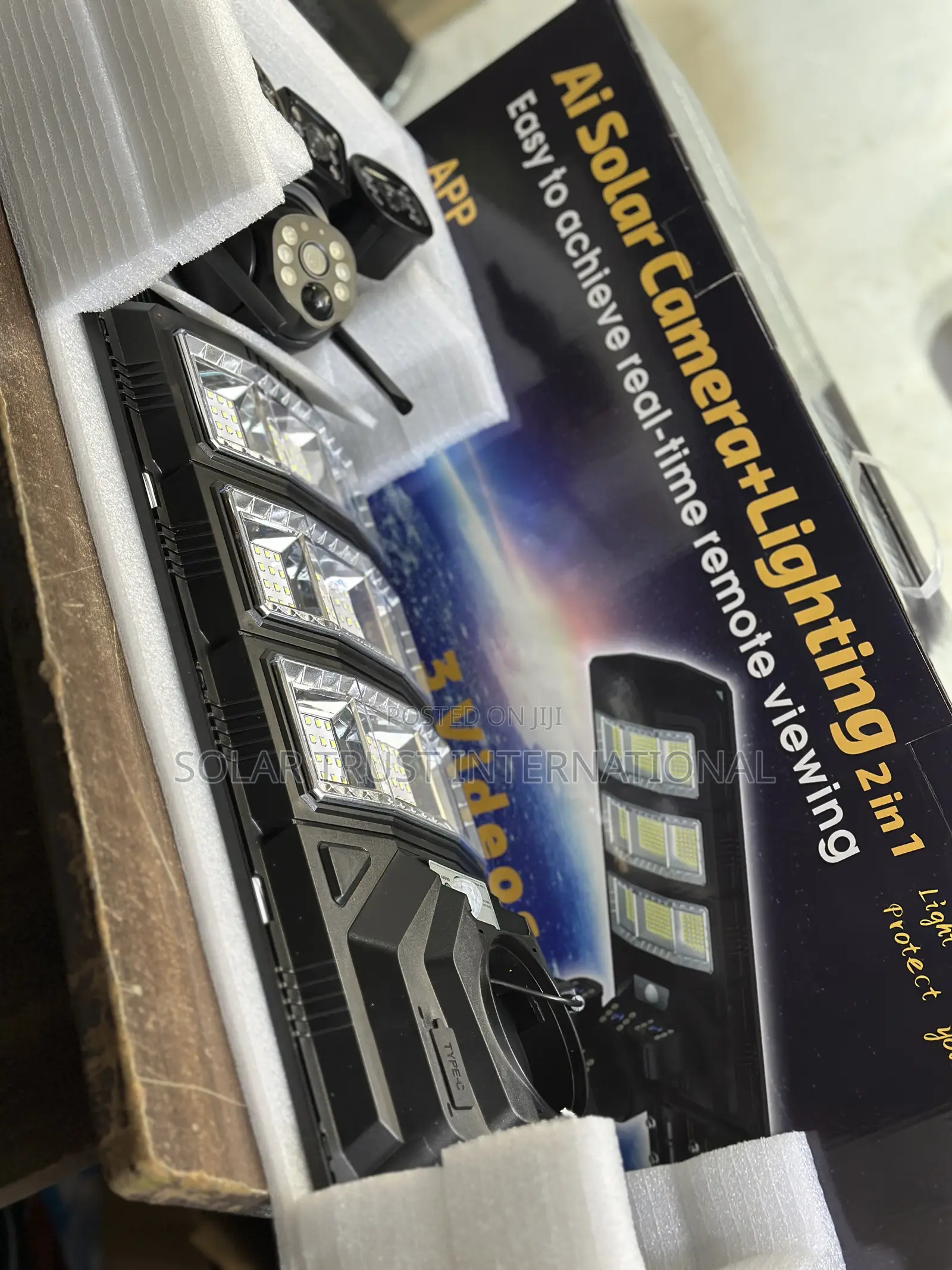 Solar Camera + Lighting