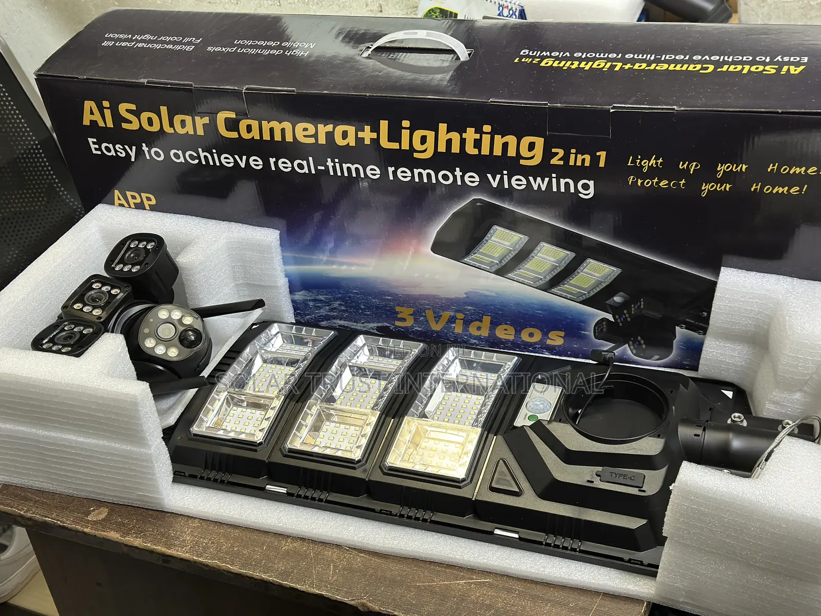 Solar Camera + Lighting