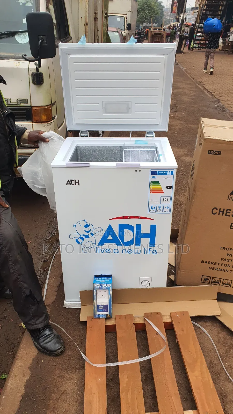 Adh 130litrs Deepfreezer With Free Pallet