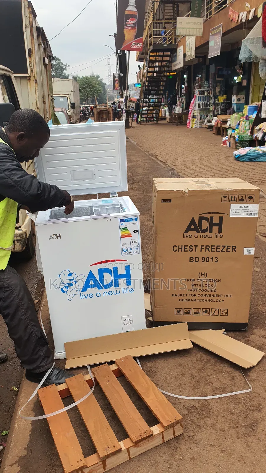 Adh 130litrs Deepfreezer With Free Pallet
