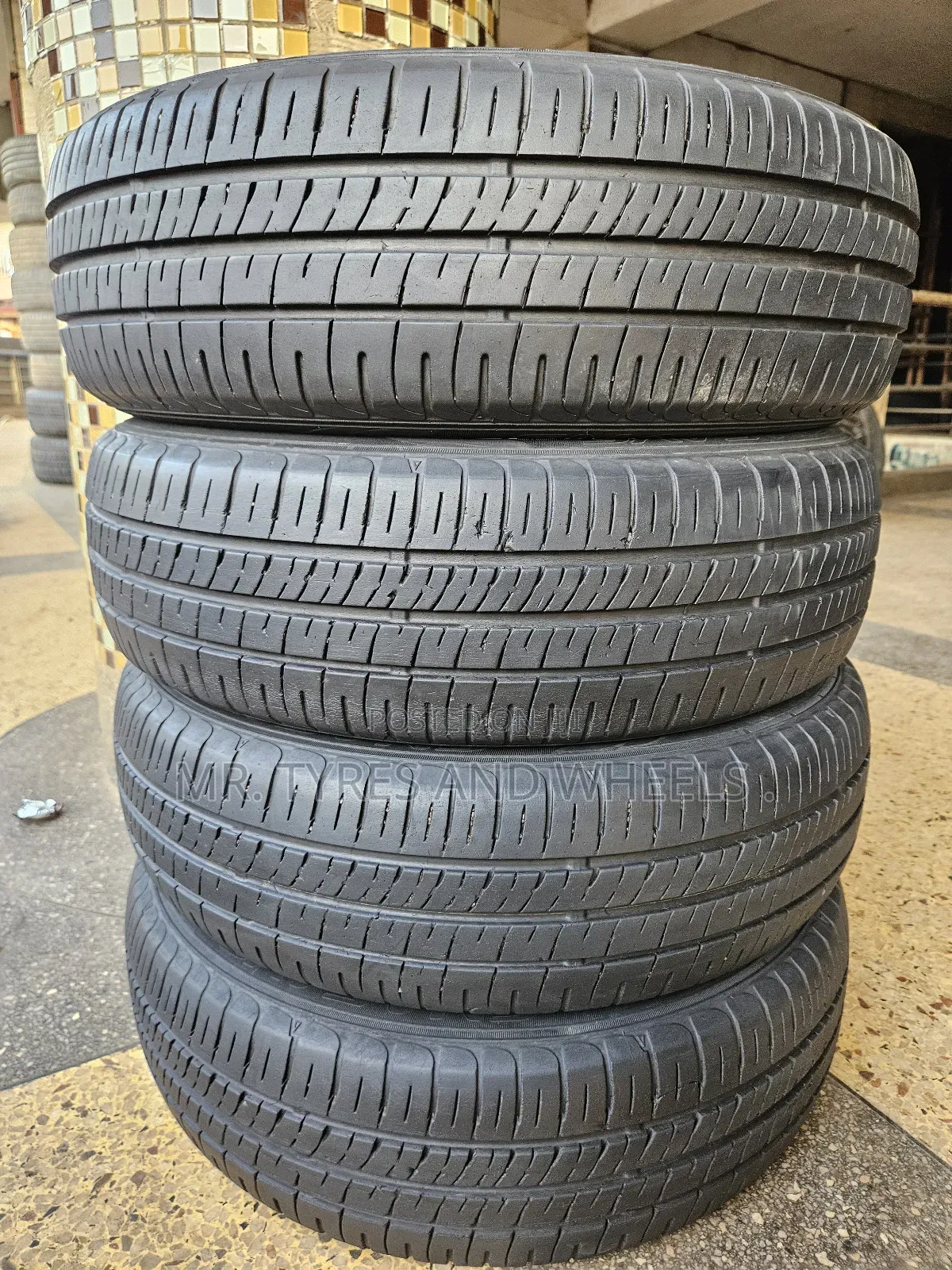 175 65 R15 Dunlop 4rm Japan Good Tires From The Right Supplier.