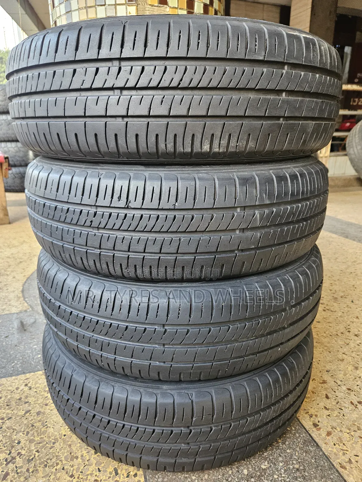 175 65 R15 Dunlop 4rm Japan Good Tires From The Right Supplier.