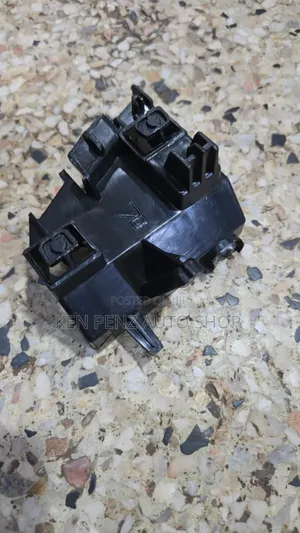 Landcruiser Lc150 Prado Taillamps Fixing Bracket