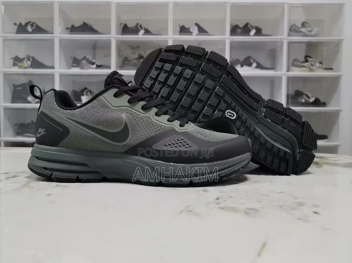 Classic Men's Light Nike Pegasus Colour Ways Runner Sneakers In Stock