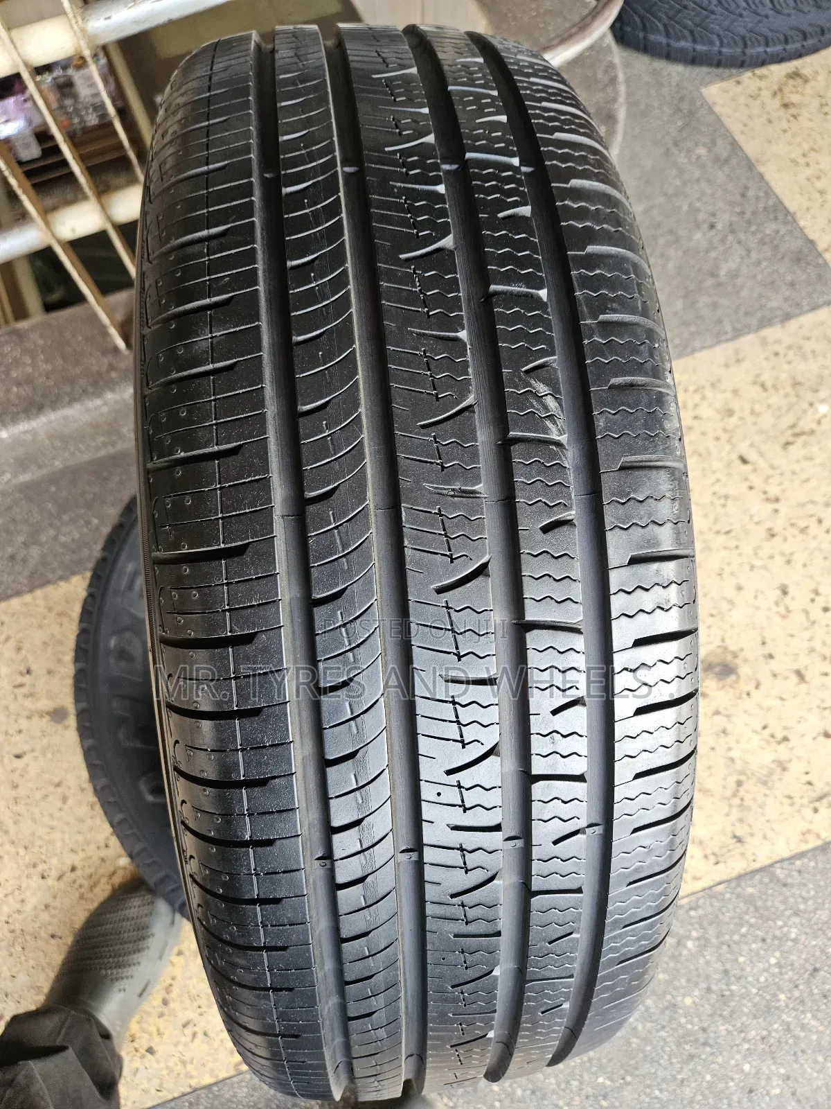 225 65 R17 Pileri Only 1 Peace Available Now Imported Tires 4rm Japan