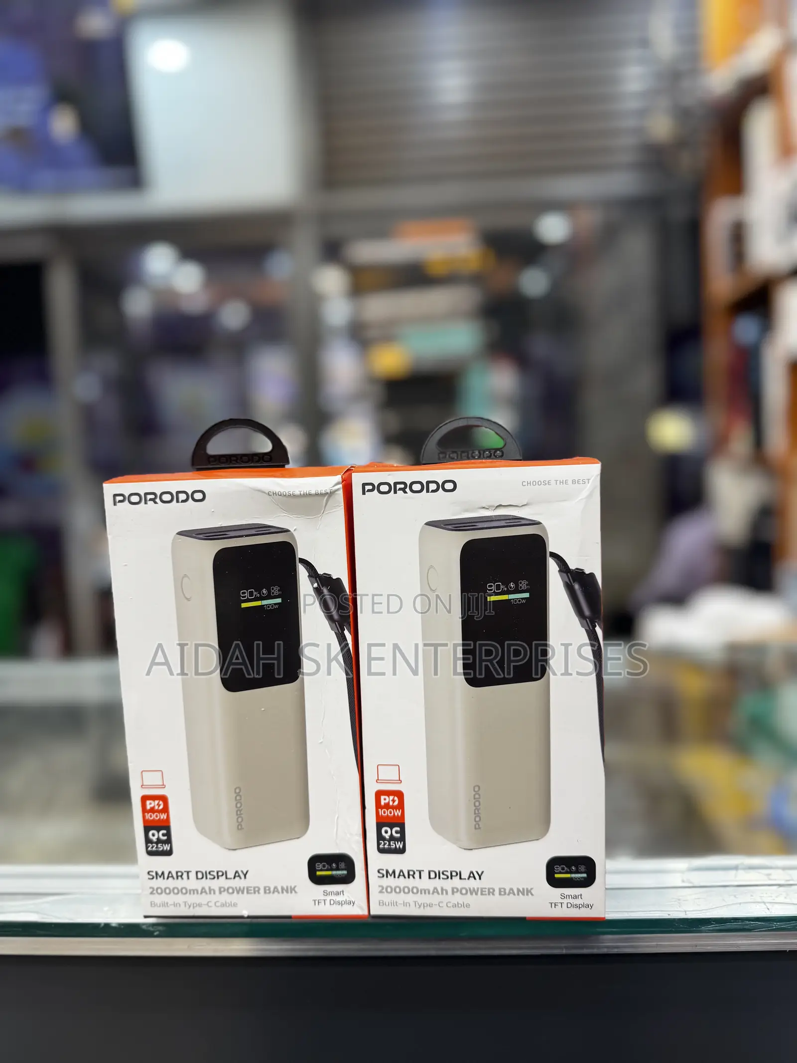 Porodo Smart Display 20000mah Power Bank.