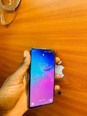 Samsung Galaxy S10e 128 GB Blue