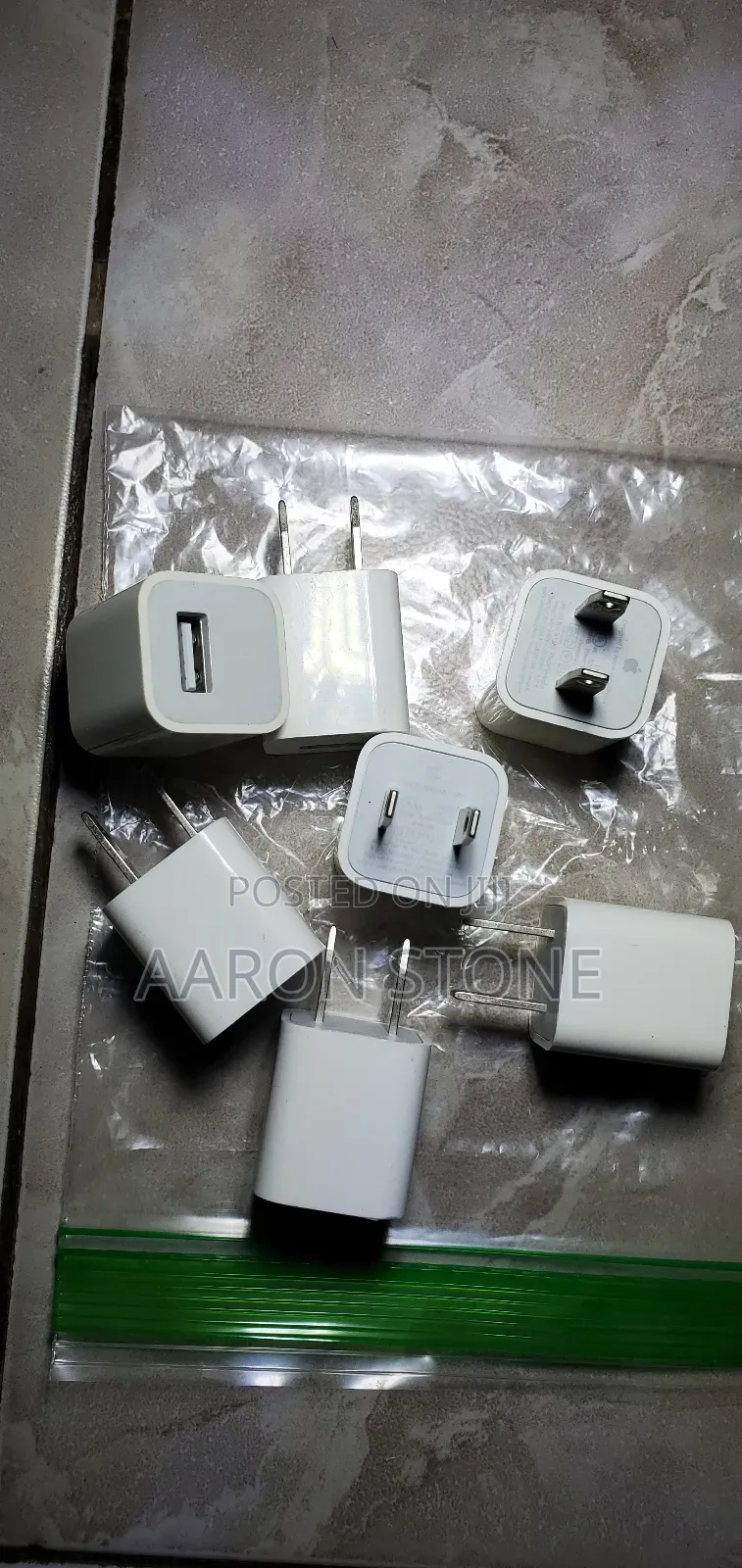 Original Apple 5w Usb Chargers – White, Like New, Bulk Deal