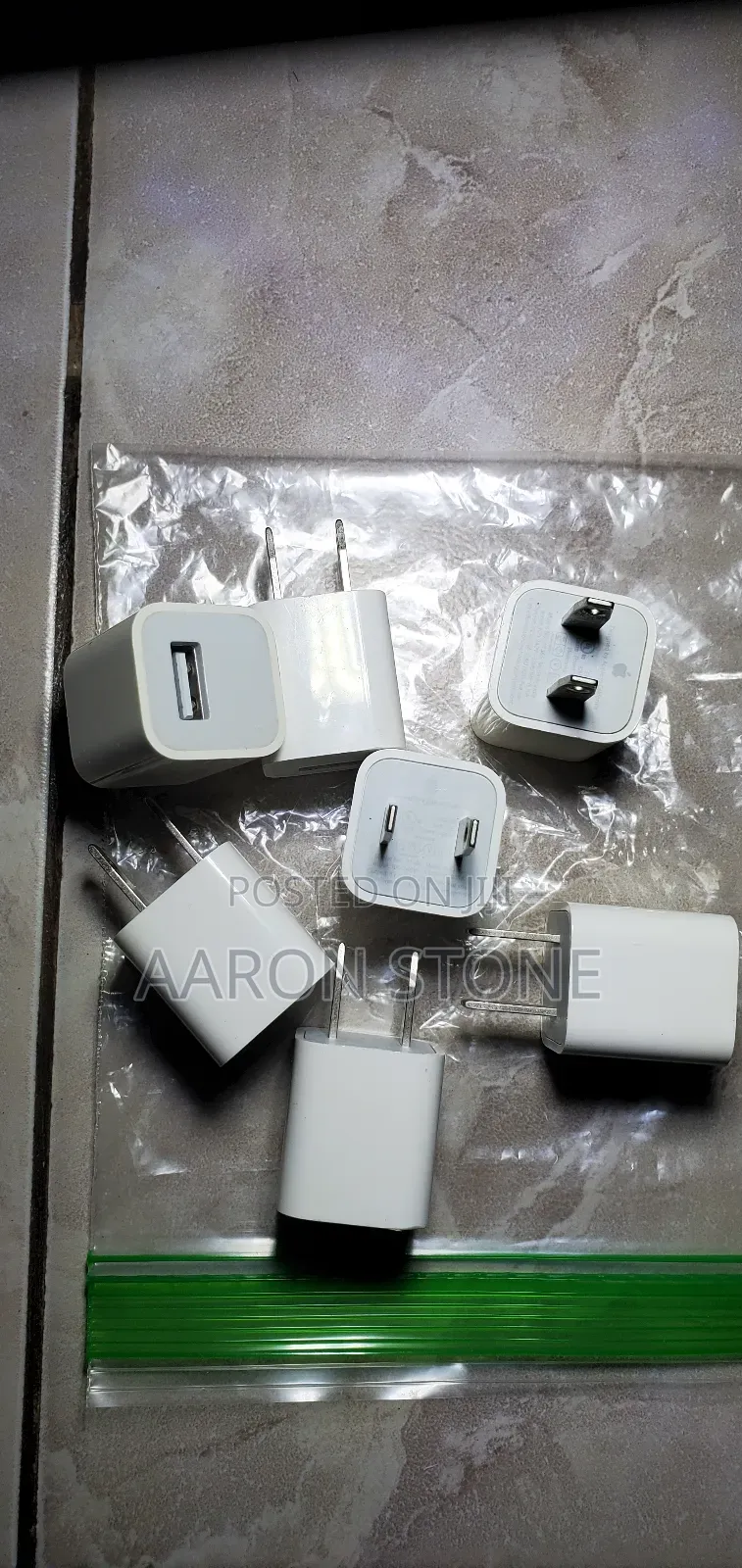 Original Apple 5w Usb Chargers – White, Like New, Bulk Deal