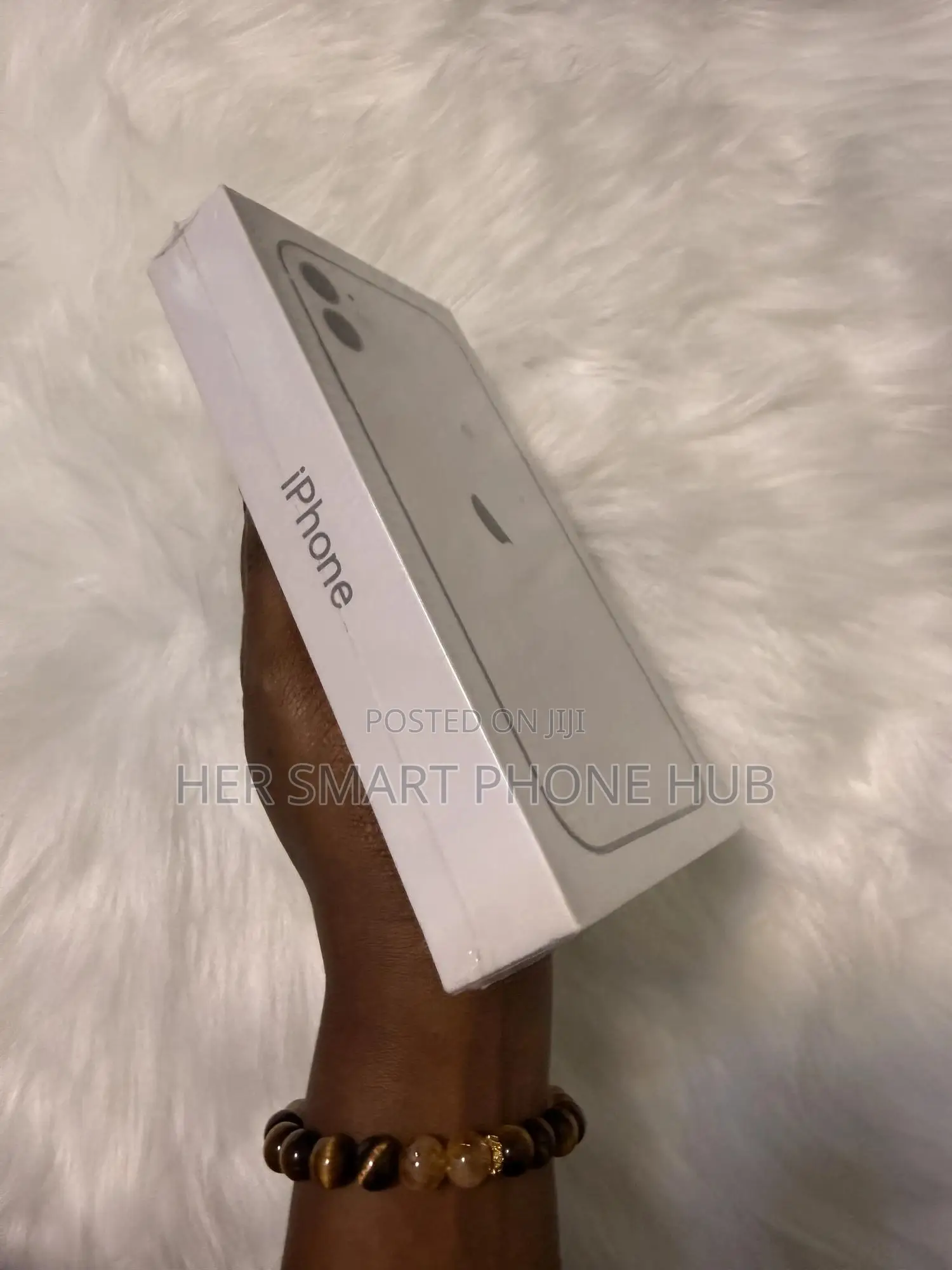 New Apple iPhone 11 64 GB White