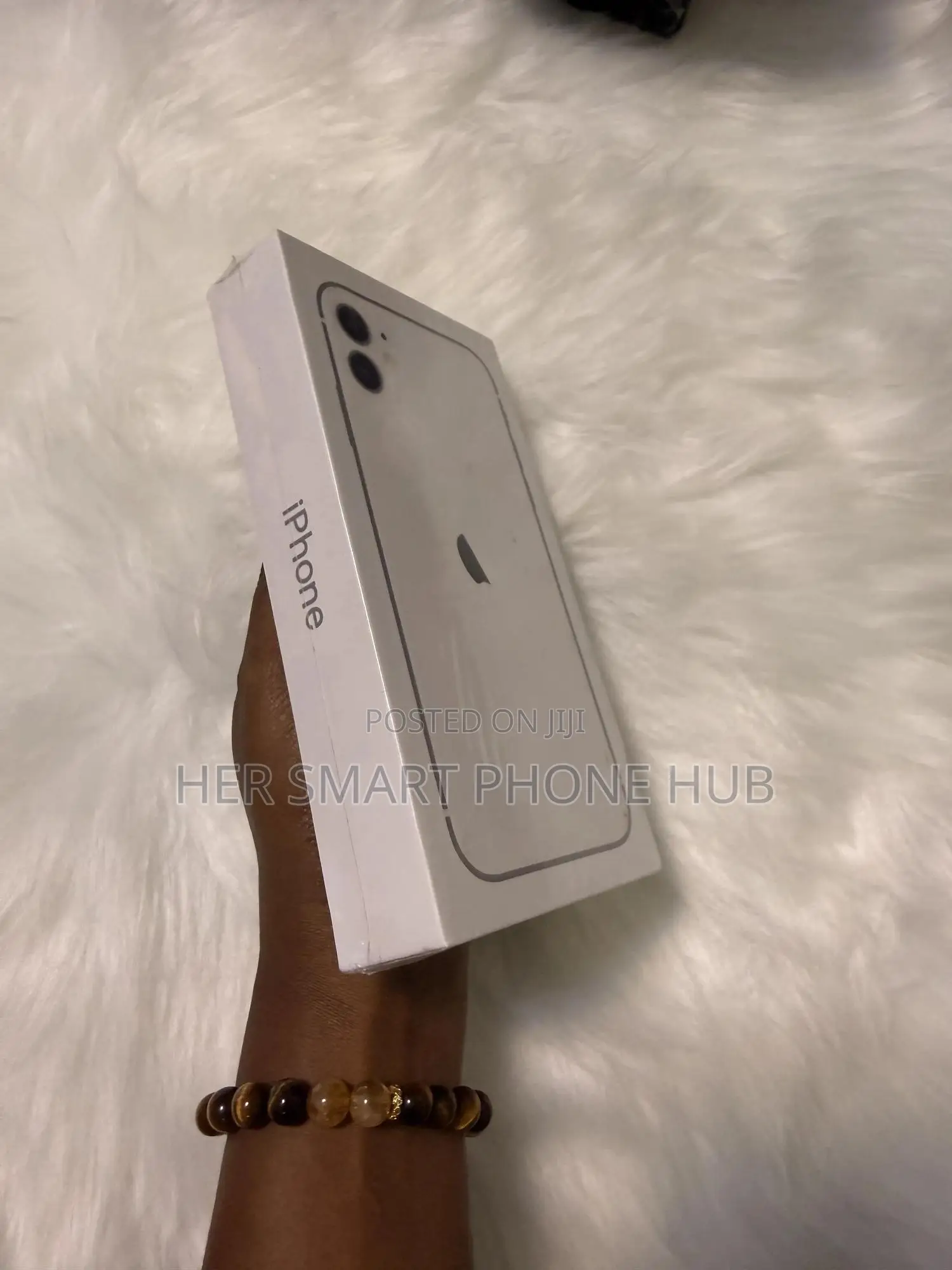 New Apple iPhone 11 64 GB White