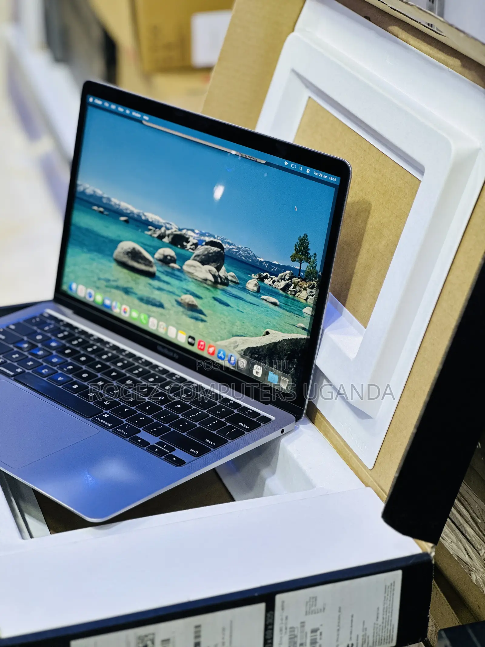 New Laptop Apple MacBook Air 2020 M1 8GB Apple M1 SSD 512GB