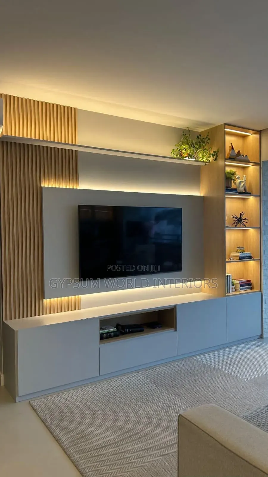 Tv Unit Wall Paneled in Livingroom