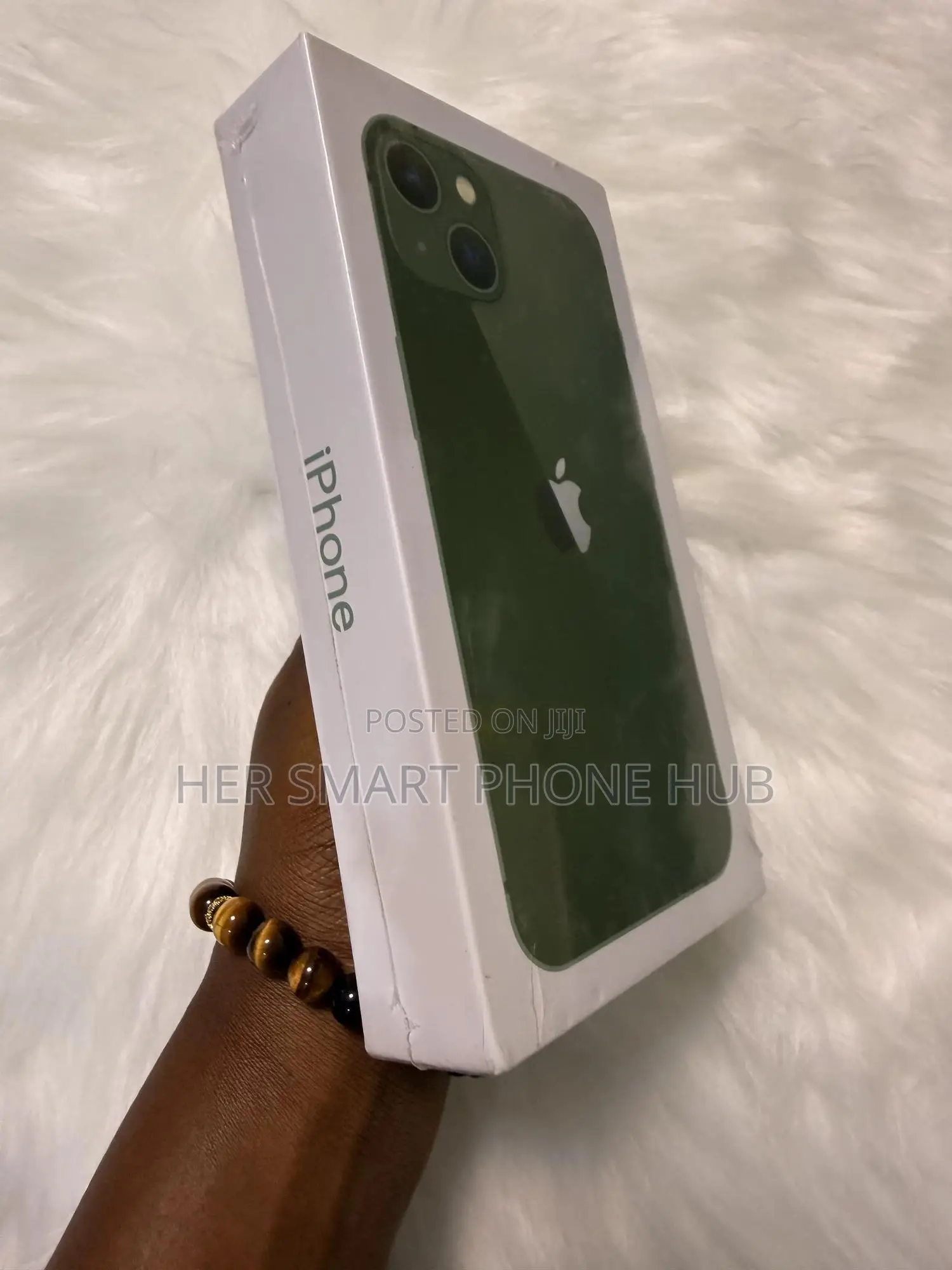 New Apple iPhone 13 128 GB Green