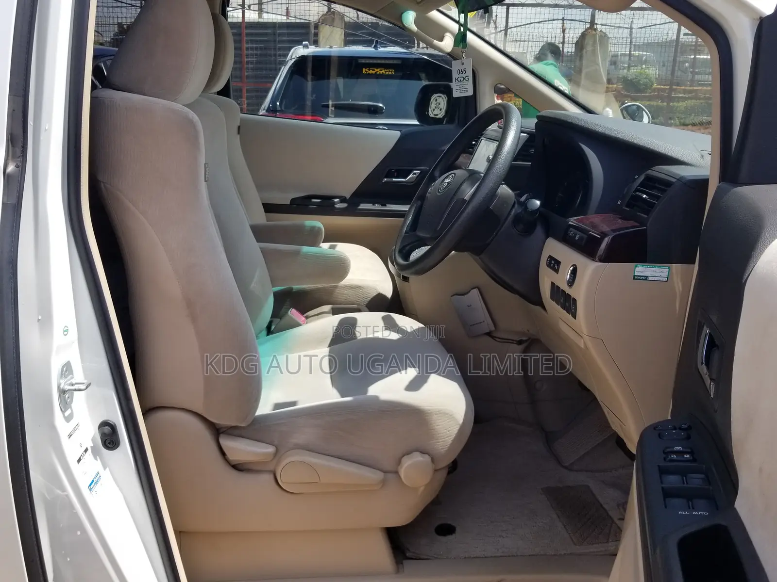 Toyota Alphard 2013 White