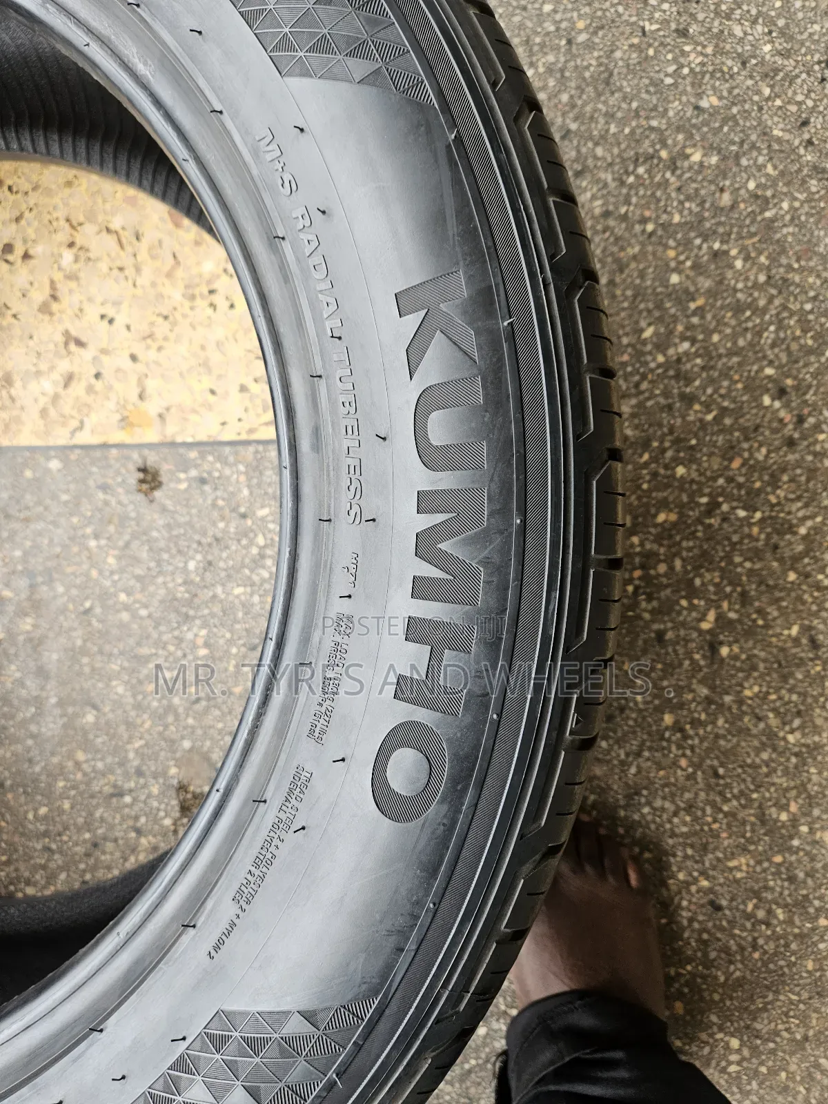 265 55 R19 Brand Is Kumho 4rm Japan Brands That U Will Use N Get Tired