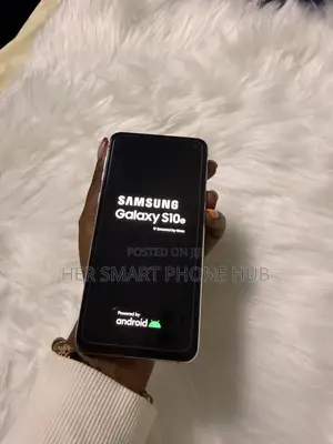 Samsung Galaxy S10e 128 GB Blue