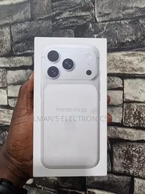 New Apple iPhone 17 Pro 1 TB White