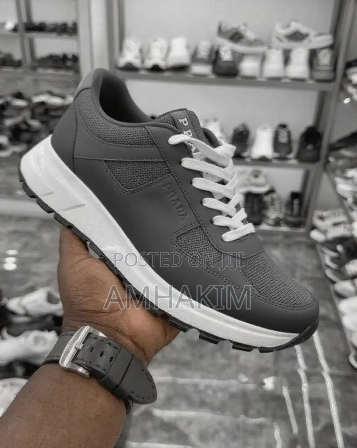 New Men's Classic Prada Designer Sneakers In Stock