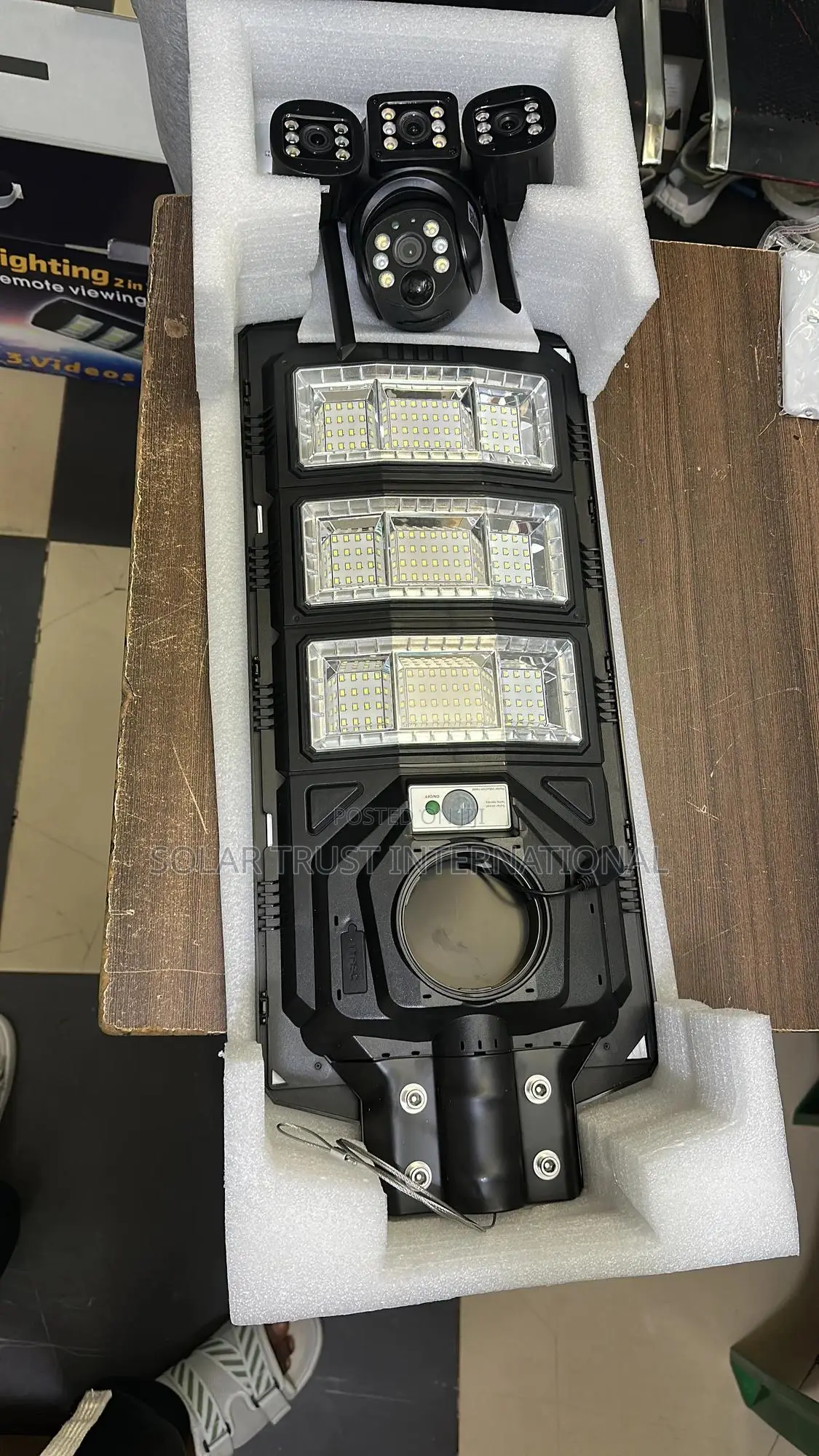 Solar Camera + Lighting
