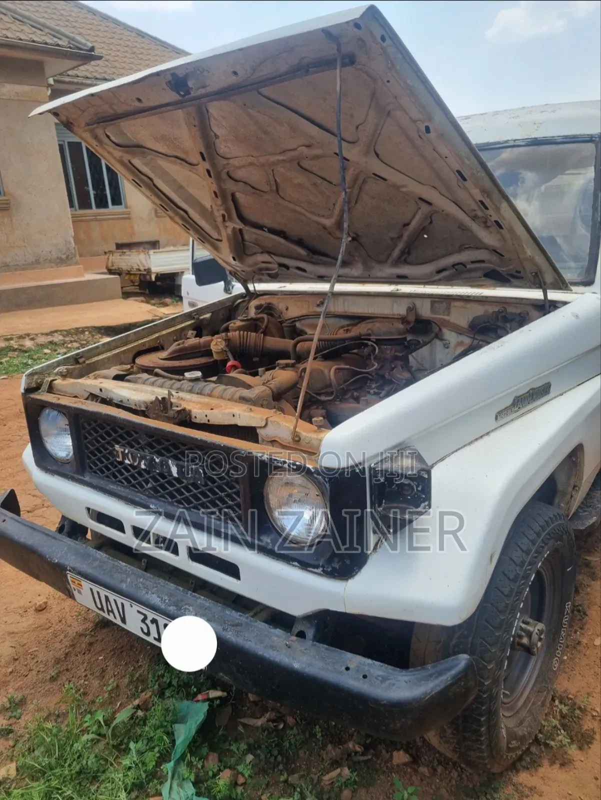 Toyota Land Cruiser 70 1989 White