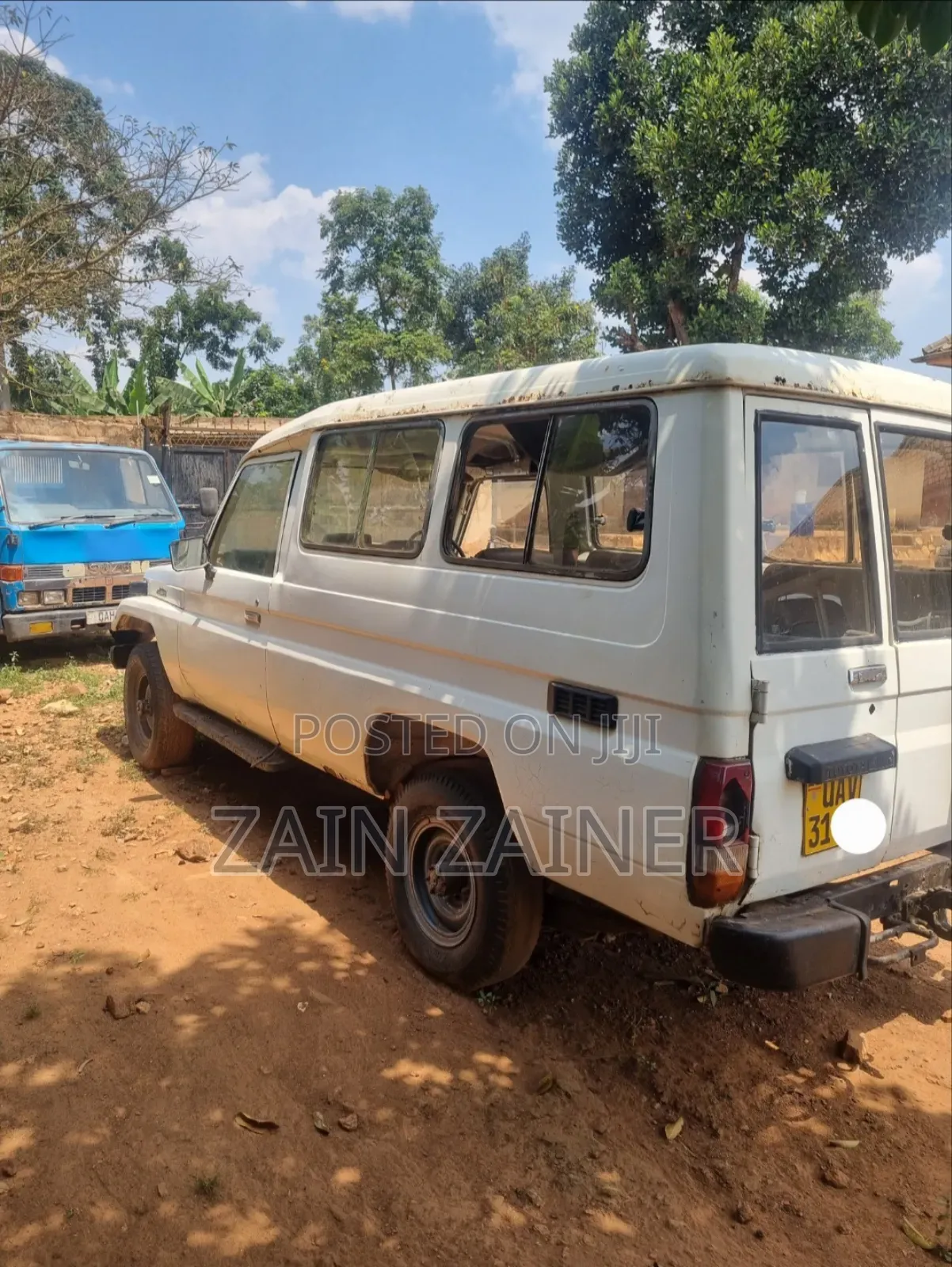 Toyota Land Cruiser 70 1989 White