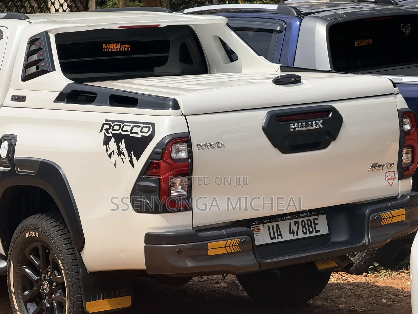 Toyota Hilux 2022 White