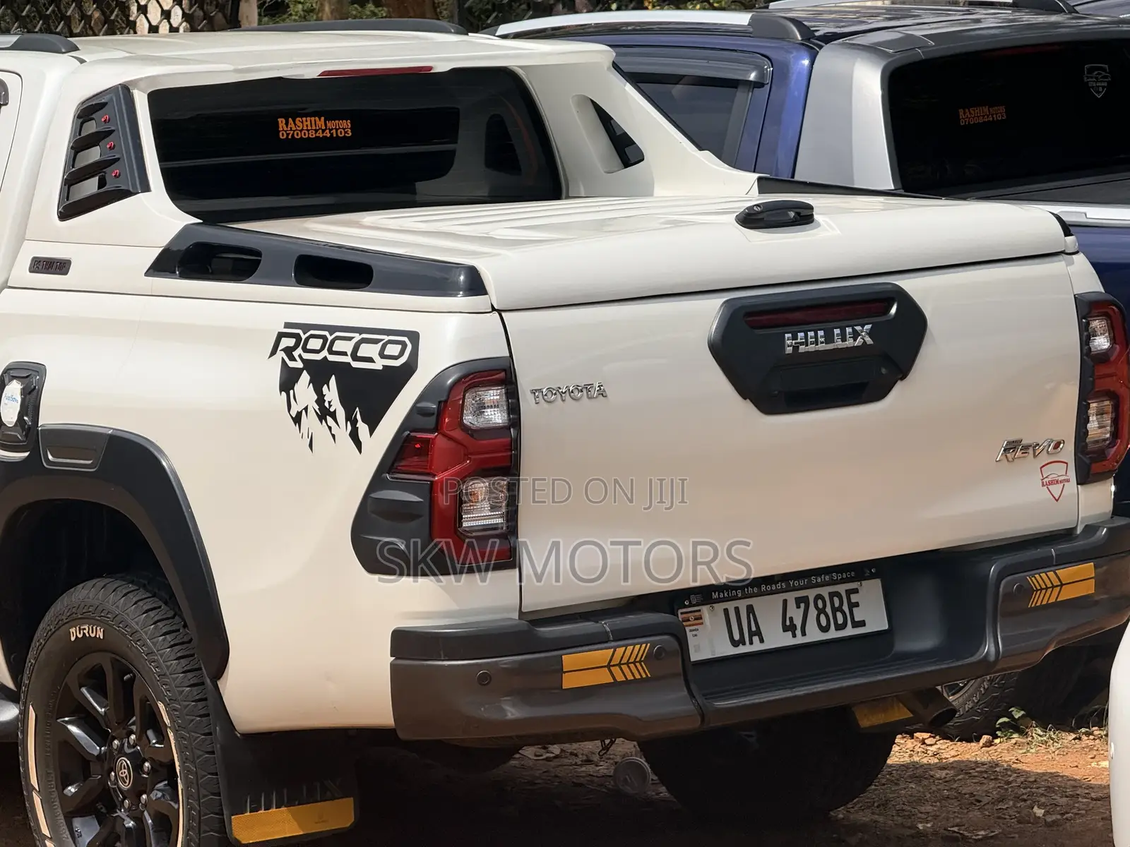 Toyota Hilux 2022 White