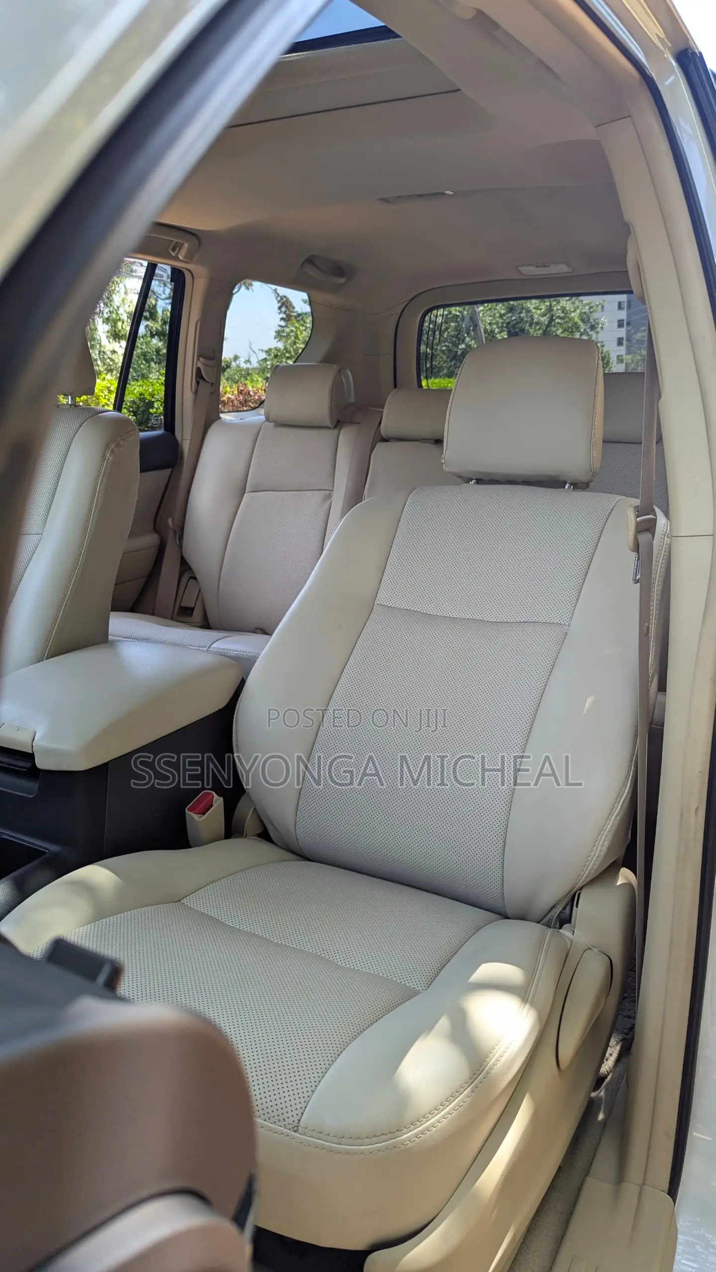 Toyota Land Cruiser Prado 2017 White