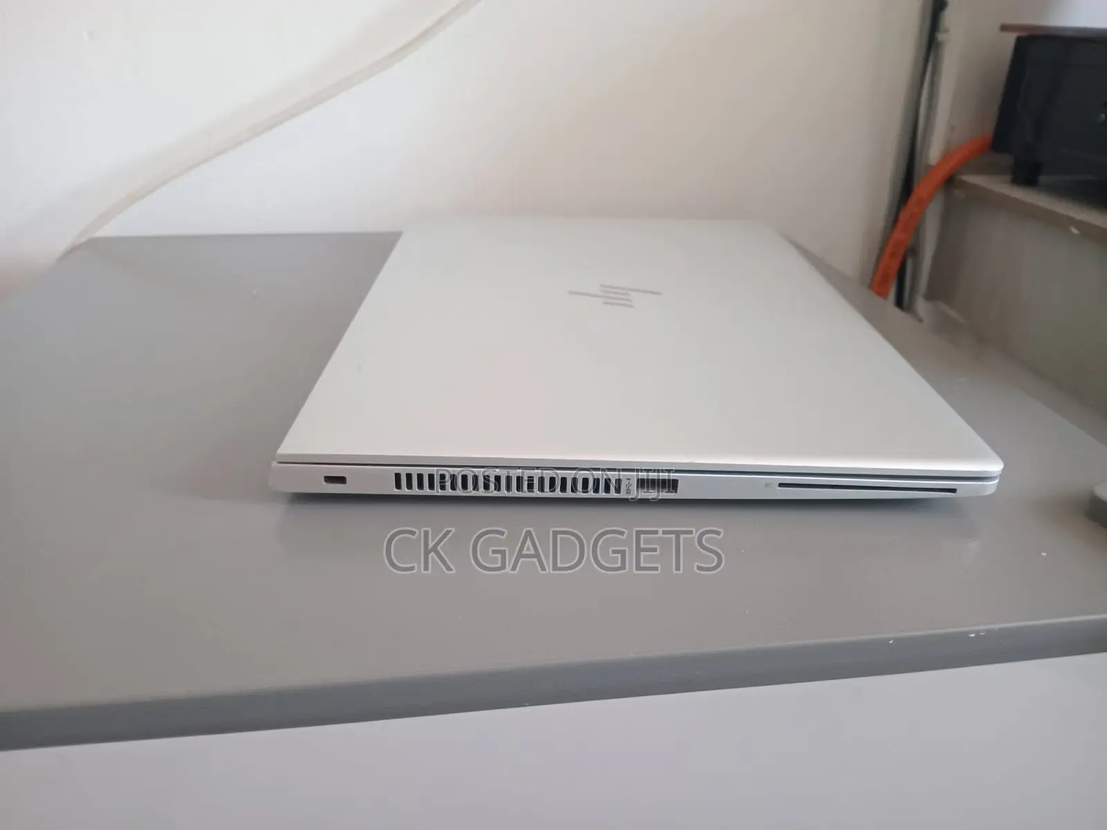 New Laptop HP EliteBook 830 G5 16GB AMD Ryzen 7 SSD 256GB