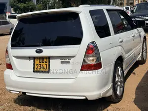 Subaru Forester 2006 White