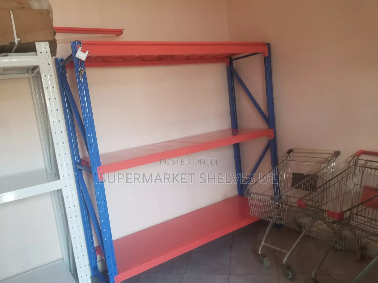Store Racks Or Warehouse Shelves 2000x600x2000 300kgs Per Layer