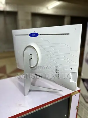 Desktop Computer 8GB Intel Core i7 SSD 128GB