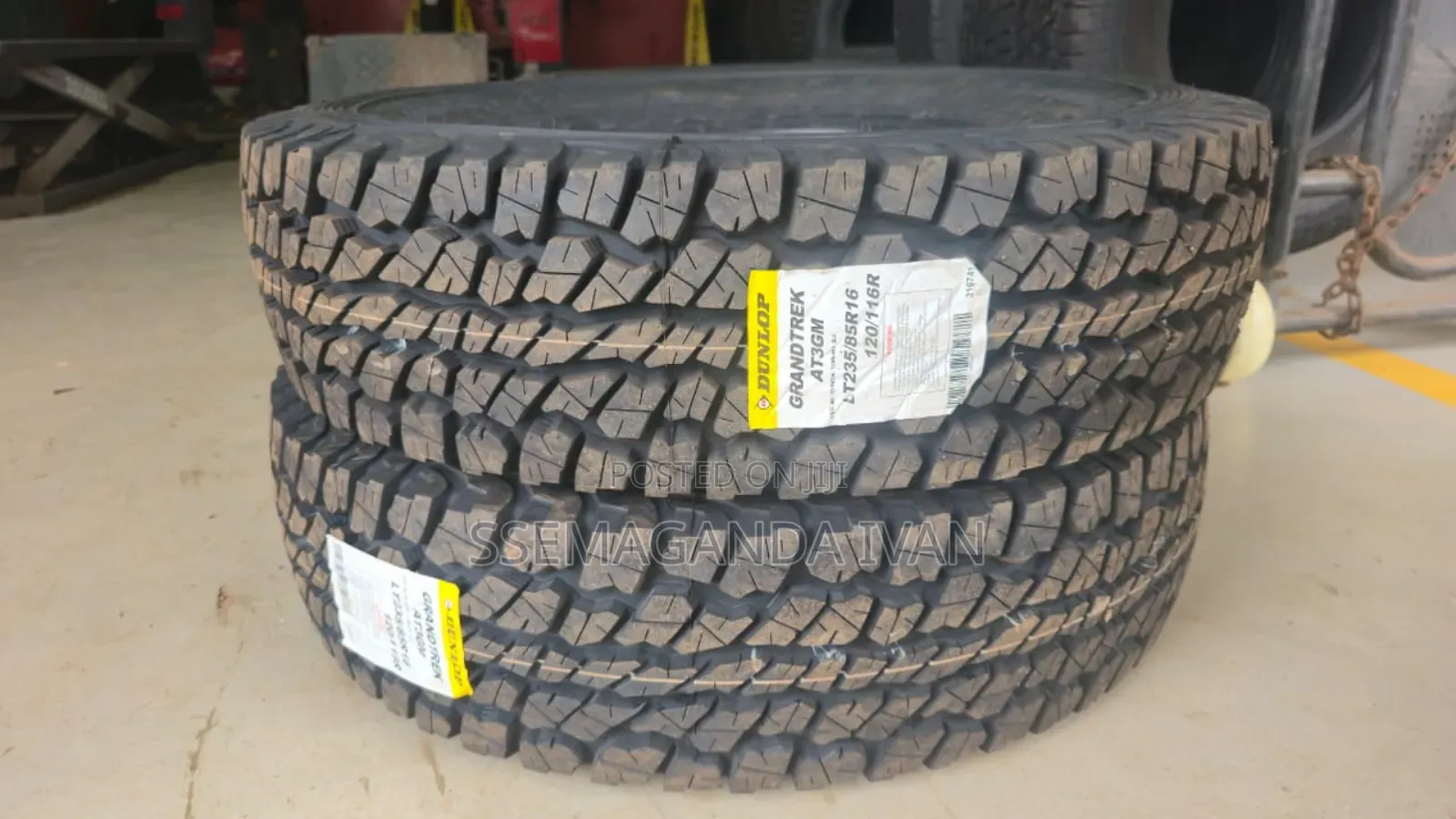 235/85r16 Landcruiser 2 Dunlop Grandtrek Tyres