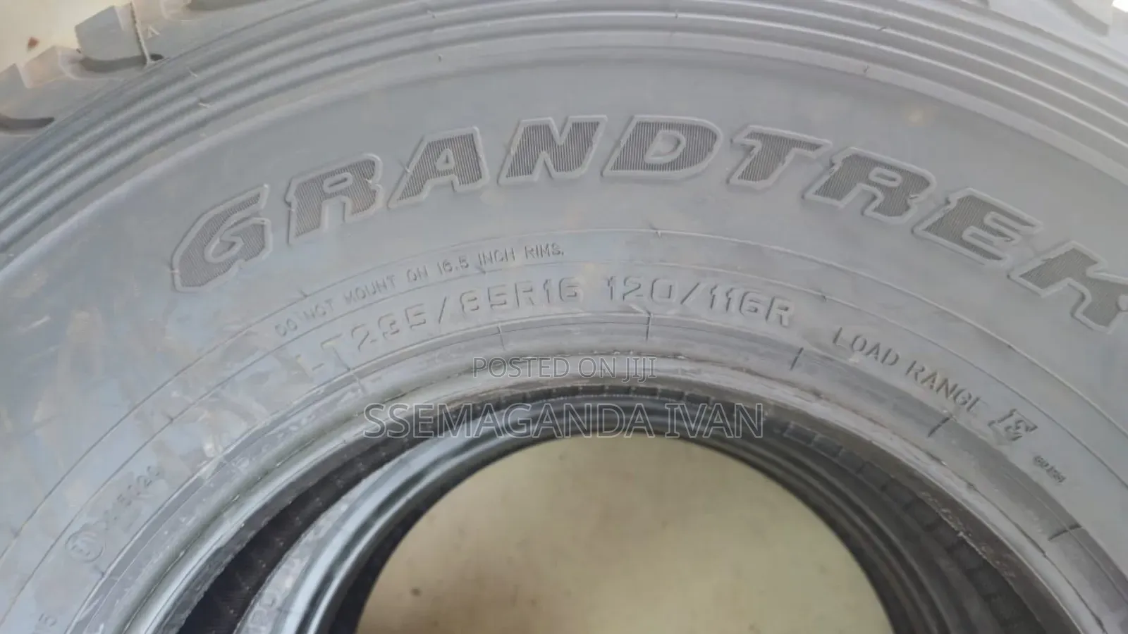 235/85r16 Landcruiser 2 Dunlop Grandtrek Tyres