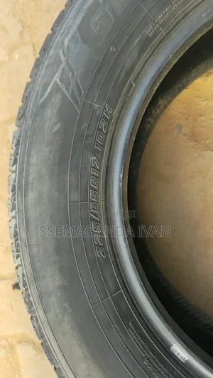 225/65r17 102h Vanguard Foreign Used Geolander Yokohama