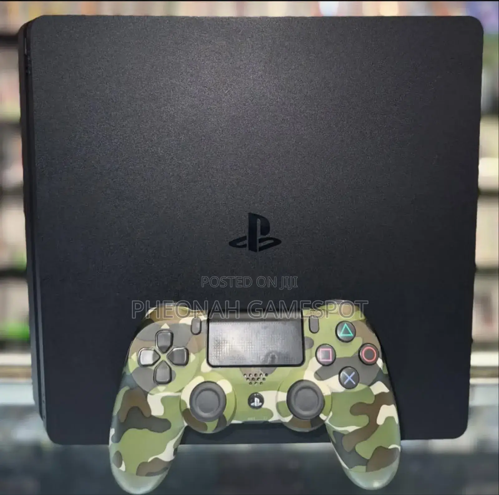 Chipped Playstation 4 Slim Gaming Console. Comes With 12 Games. Clean