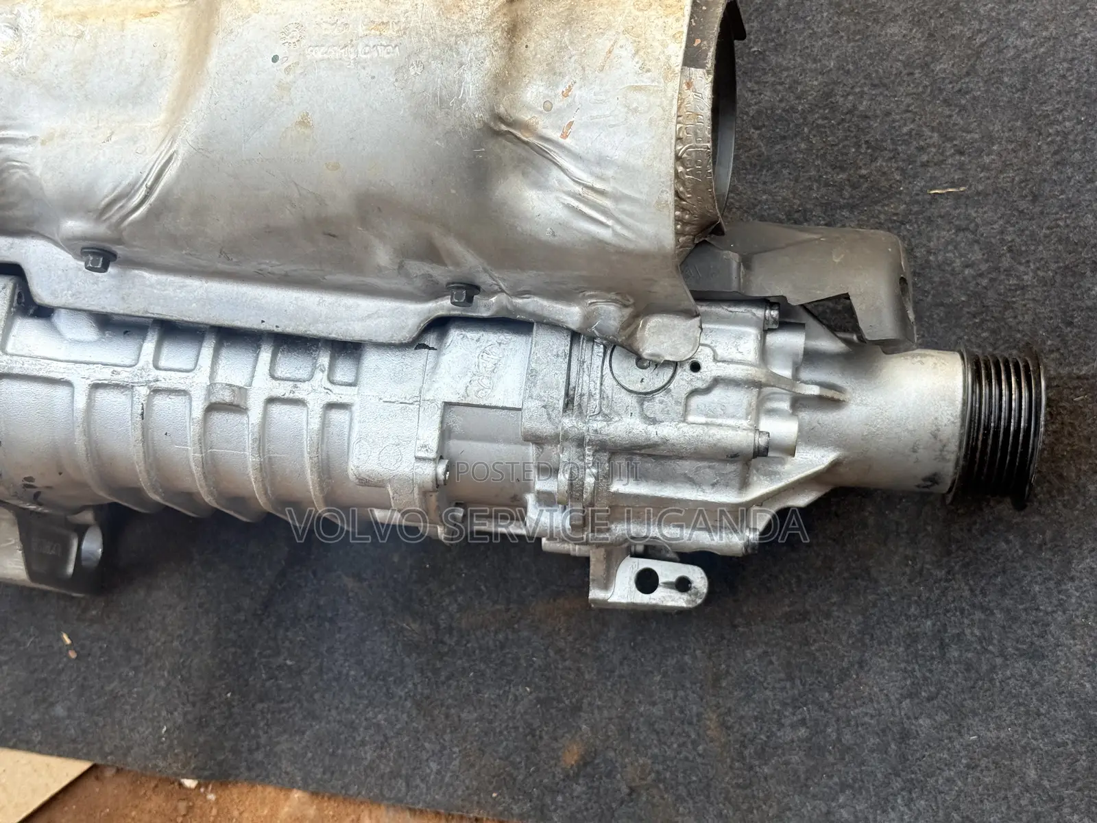 Twin-Charged (Supercharger + Turbocharger).