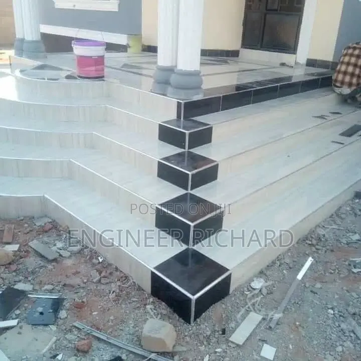 Professionals in Tile Fixing