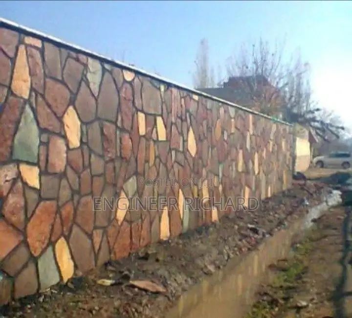 Hardcore Retaining Wall