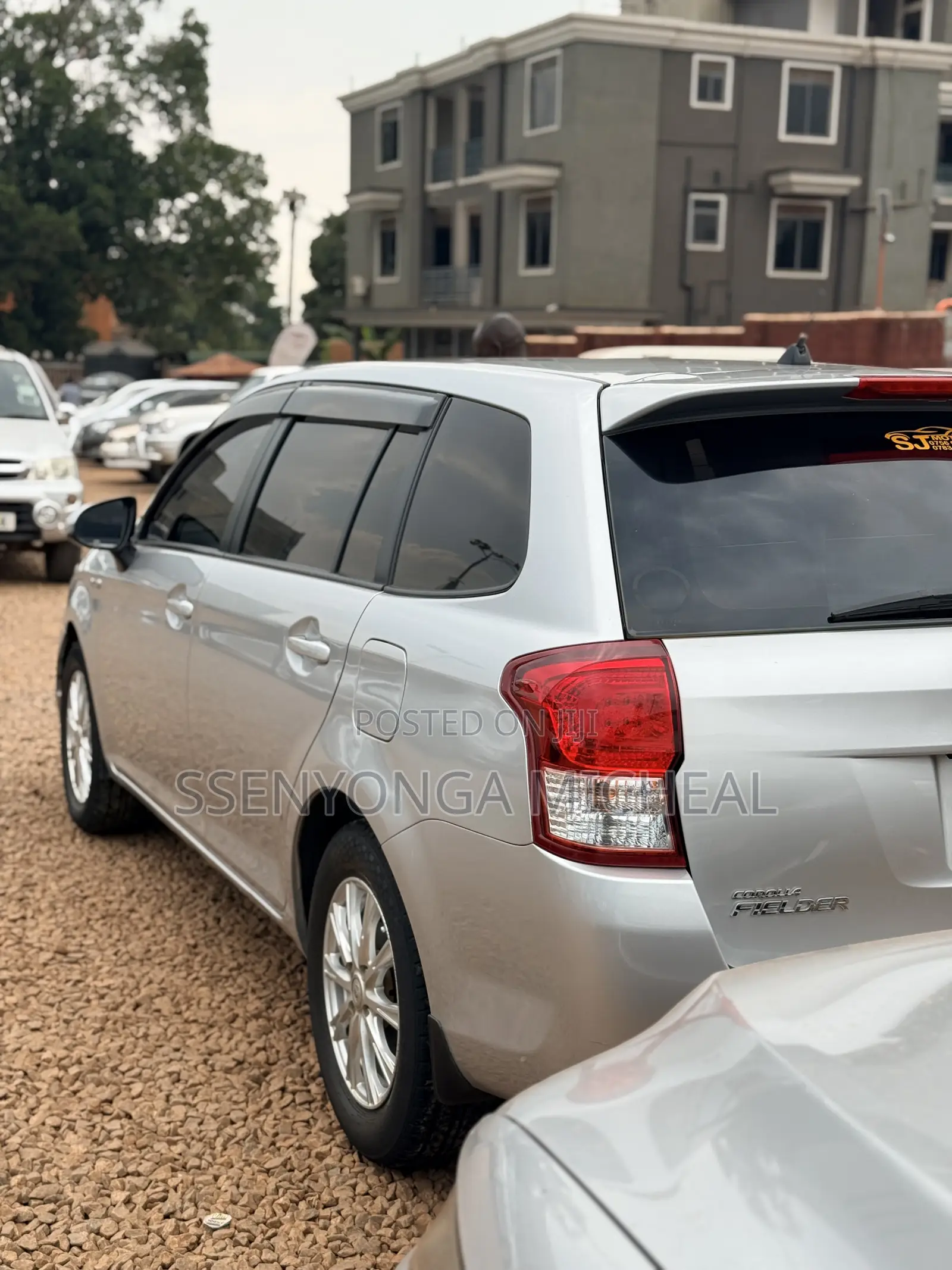 Toyota Corolla Fielder 2014 Silver