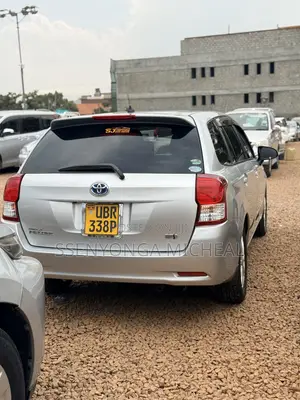 Toyota Corolla Fielder 2014 Silver