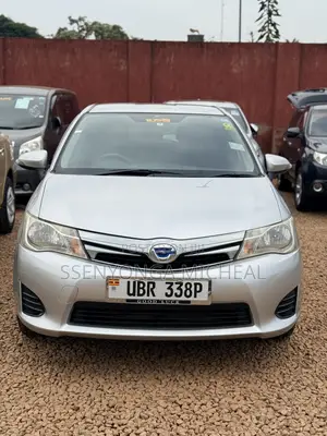 Toyota Corolla Fielder 2014 Silver