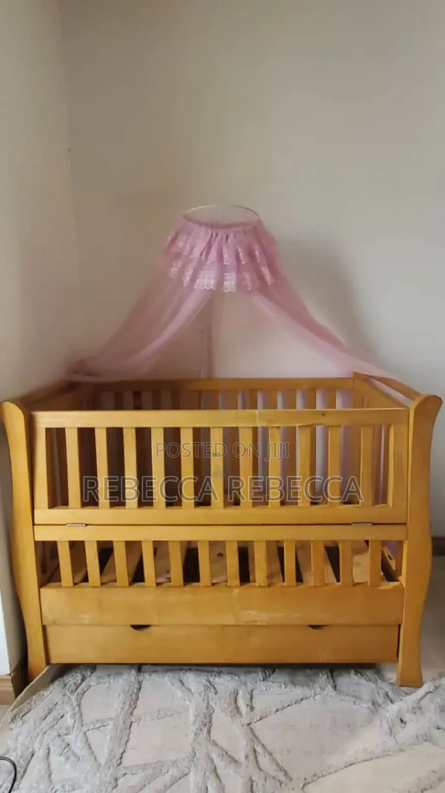 Eucalyptus Wood Baby Crib With Under Bed Storage and Mosquito Net