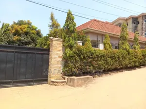 4bdrm Bungalow in Central Division for sale