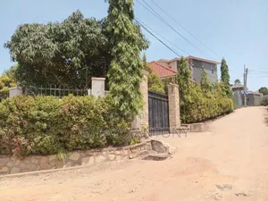 4bdrm Bungalow in Central Division for sale