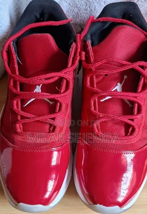 Air Jordan CMFT Low 11 Size 46 (13) 'University Red' Sneakers