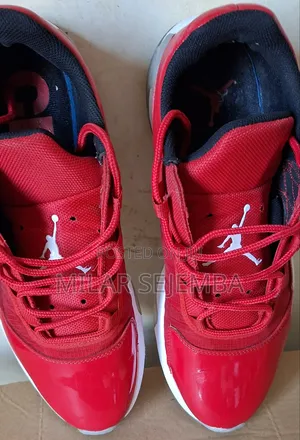 Air Jordan CMFT Low 11 Size 46 (13) 'University Red' Sneakers