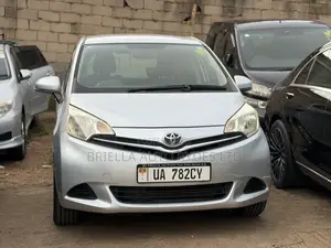 Toyota Ractis 2013 Silver