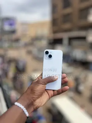 Apple iPhone 15 128 GB White